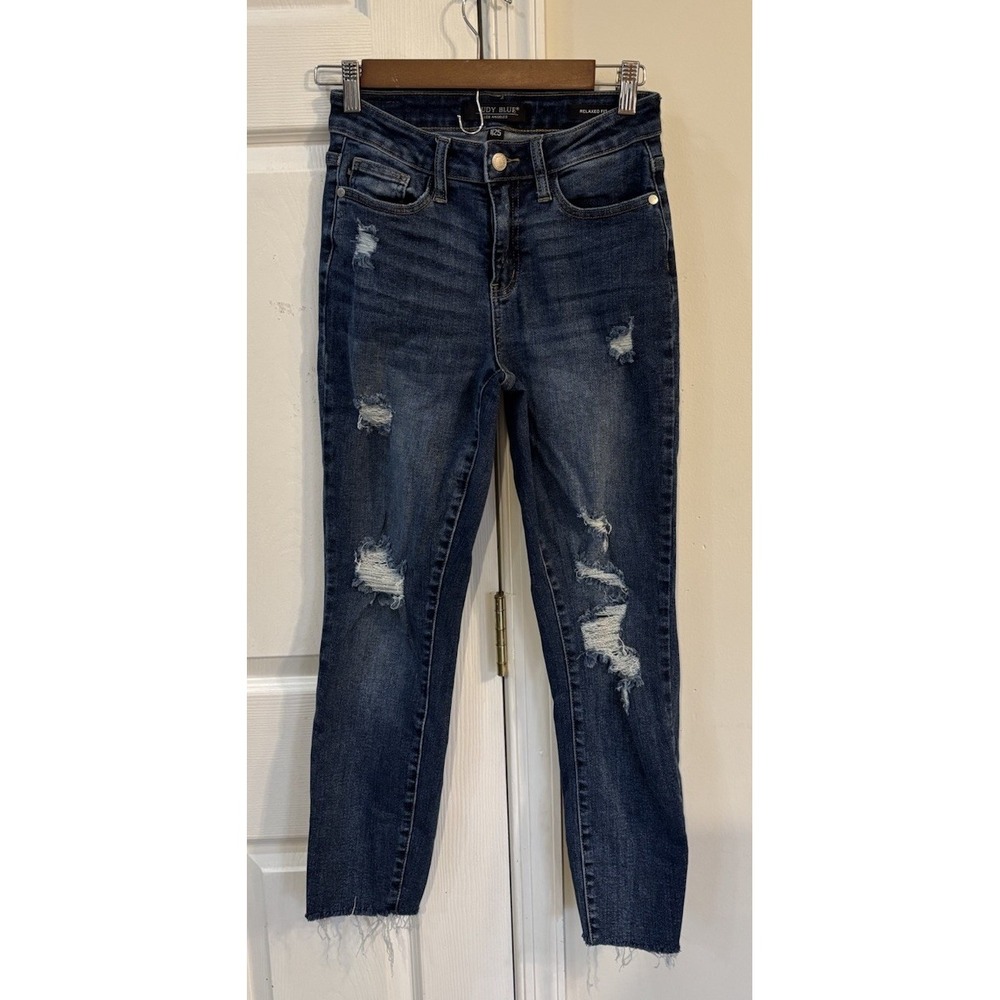 Judy Blue Relaxed Fit Jeans Women's‎ Sz 1 Medium Wash Distressed Raw Hem